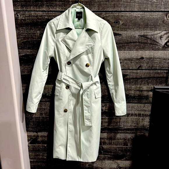 RW&CO Rain Jacket - Picture 1 of 5